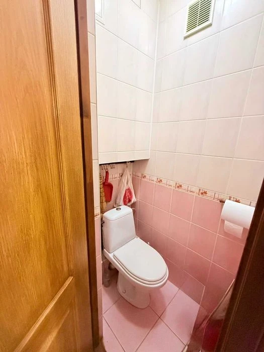 Продажа 3 ком. квартиры, Любинская, 60 м.кв., р-н ЖК Синемати