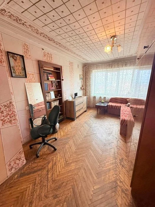 Продажа 3 ком. квартиры, Любинская, 60 м.кв., р-н ЖК Синемати