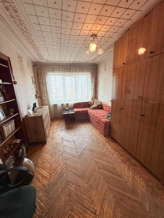 Продажа 3 ком. квартиры, Любинская, 60 м.кв., р-н ЖК Синемати