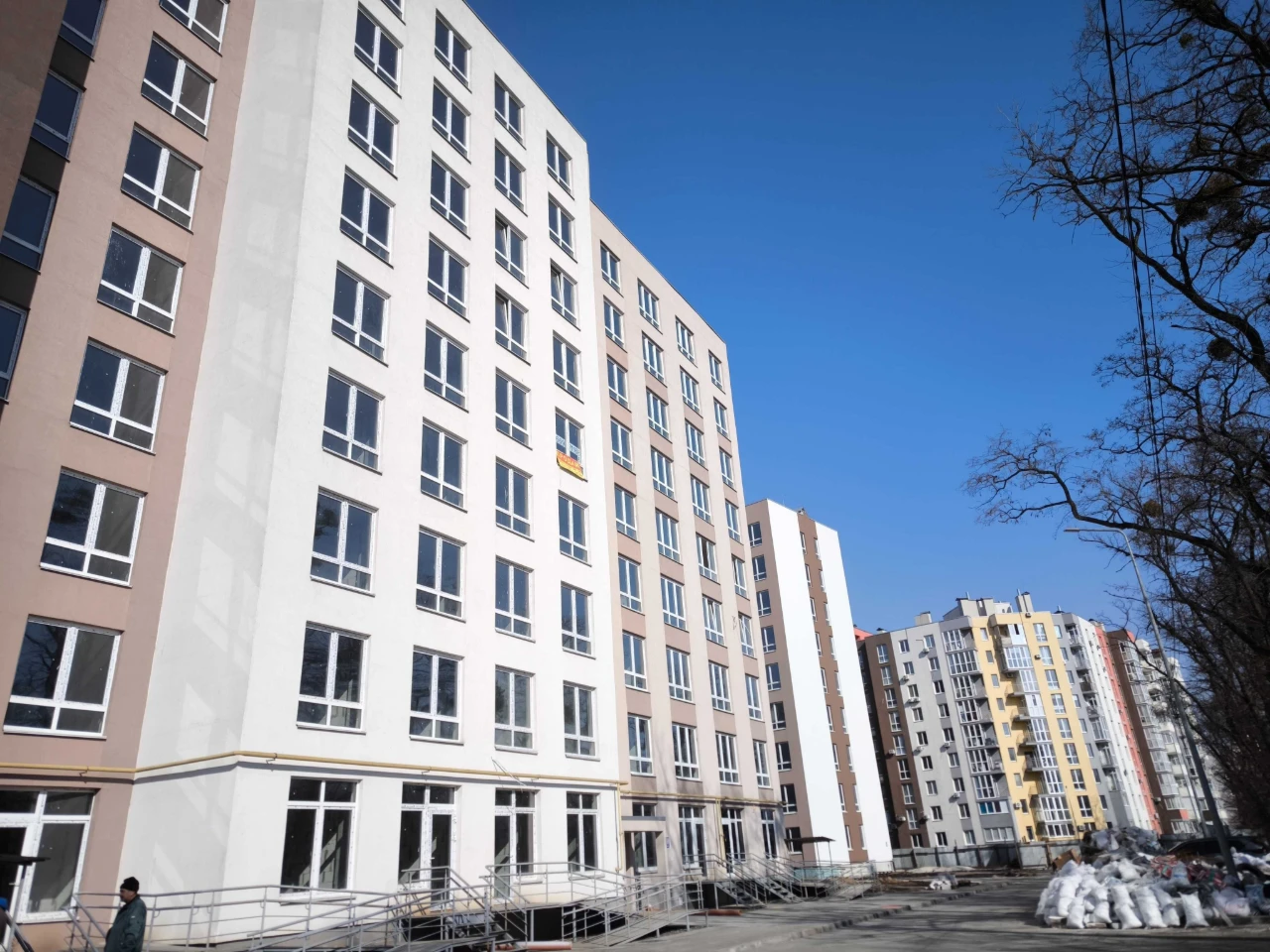 Spacious 1-bedroom apartment 39.5 sq m with wardrobe! Building completed, all rooms