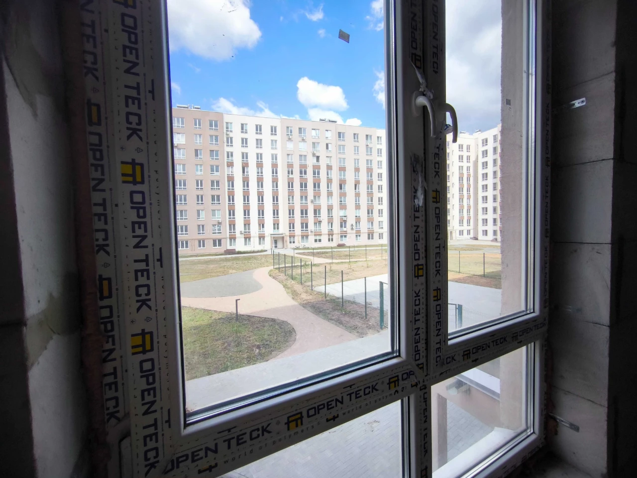 Spacious 1-bedroom apartment 39.5 sq m with wardrobe! Building completed, all rooms