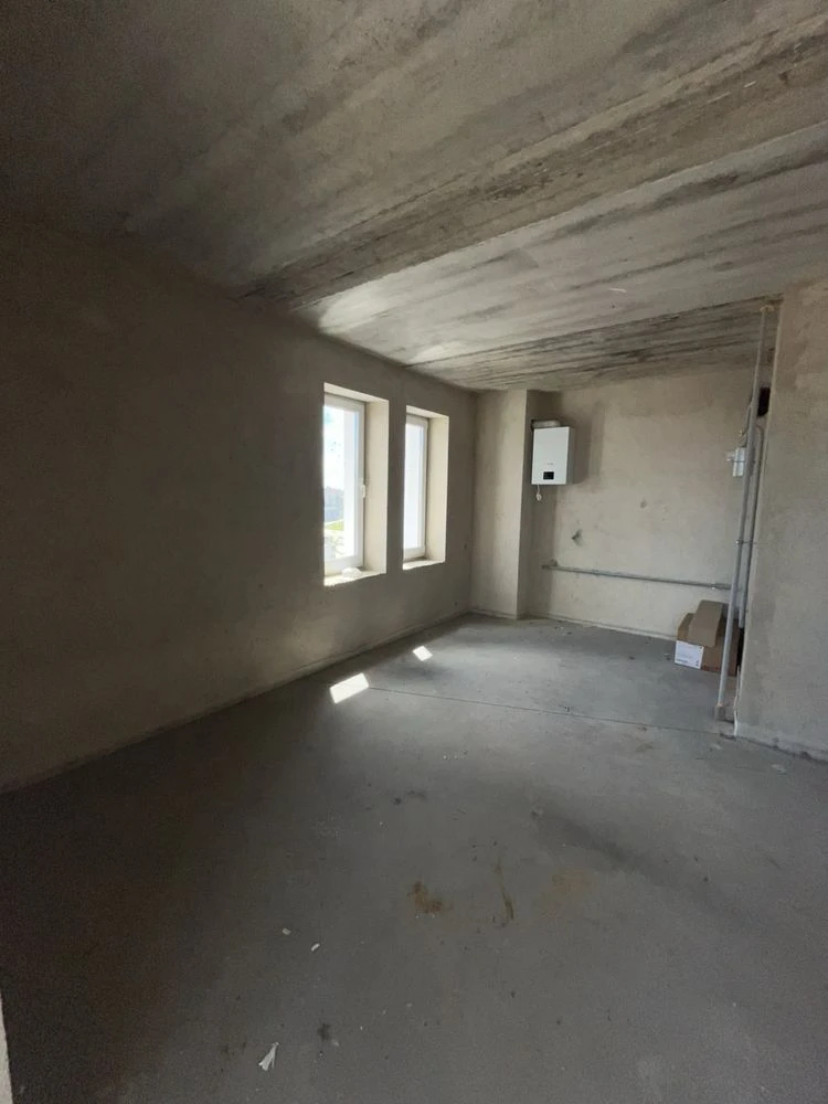 Spacious 2-bedroom apartment in one of the best residential complexes in Bucha -