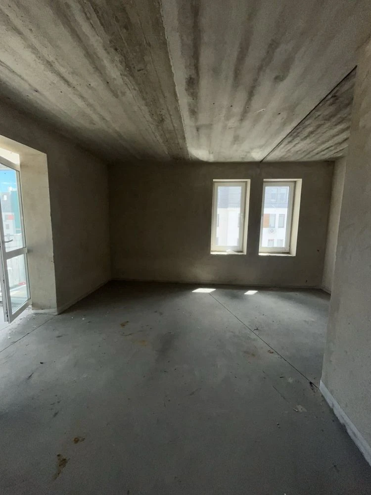 Spacious 2-bedroom apartment in one of the best residential complexes in Bucha -