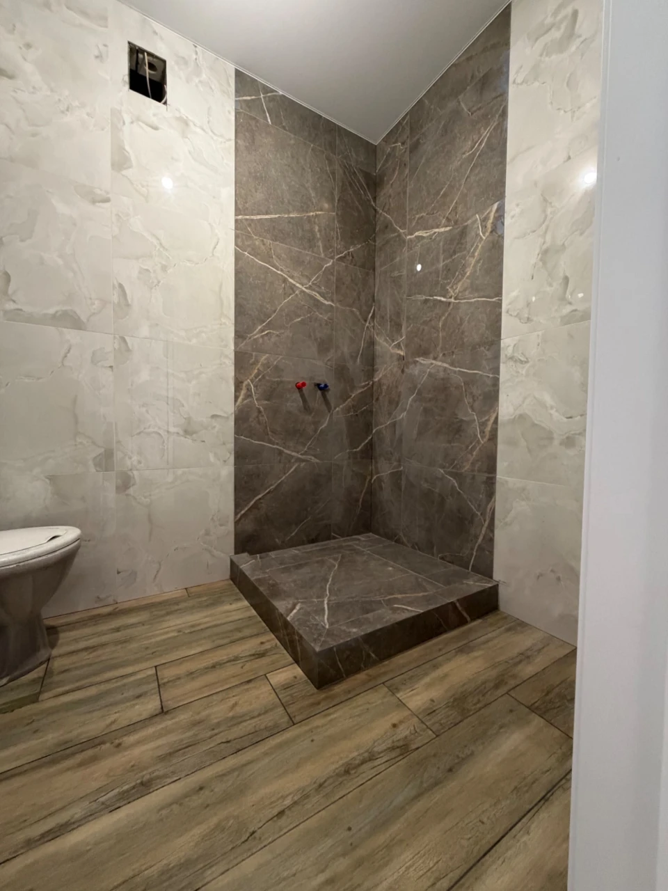 Apartment for sale in a great location by the owner, Bucha