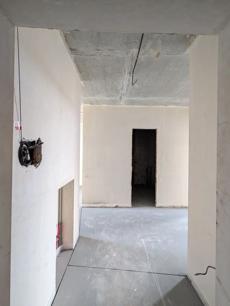 Best Offer! Grand Burze Residence! Can be reconfigured into a 2-room apartment