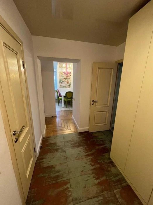 Designer 3-room apartment for sale | Antonovycha St.,