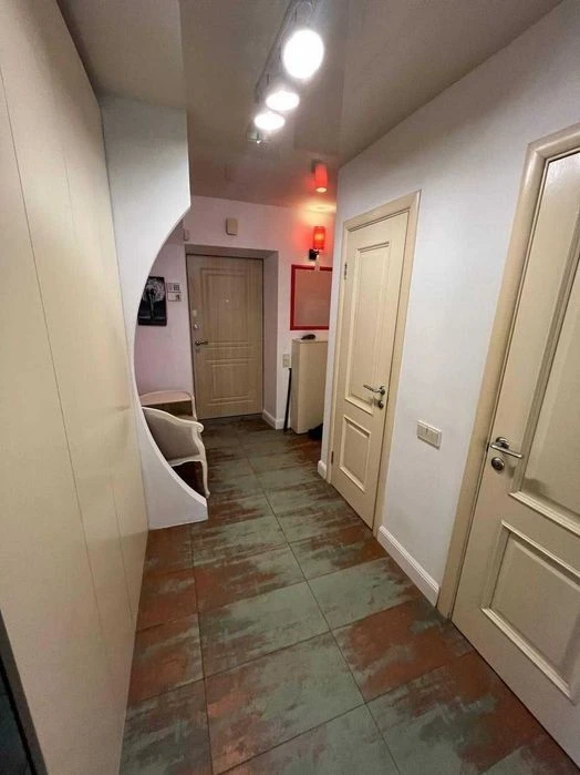 Designer 3-room apartment for sale | Antonovycha St.,