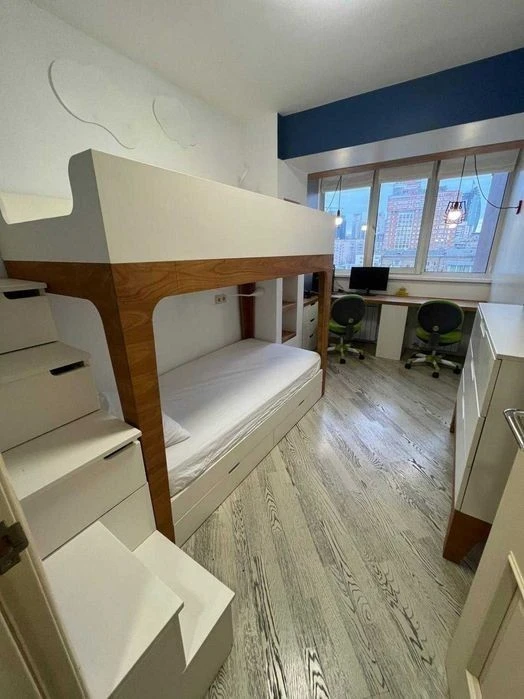 Designer 3-room apartment for sale | Antonovycha St.,