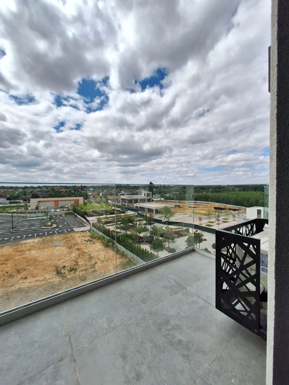 Продається квартира 2-кімнатна, євро-класу, 40 м² з новим сучасним ремонтом