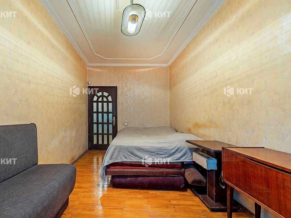 Apartment. Kharkiv, Myronositska St.