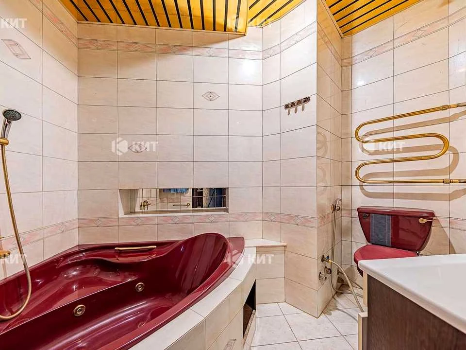 Apartment. Kharkiv, Myronositska St.