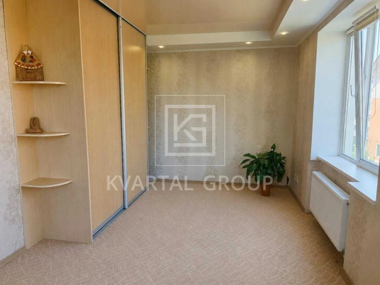 Apartment for Sale: 1-bedroom, 34 sq m in a populated residential complex