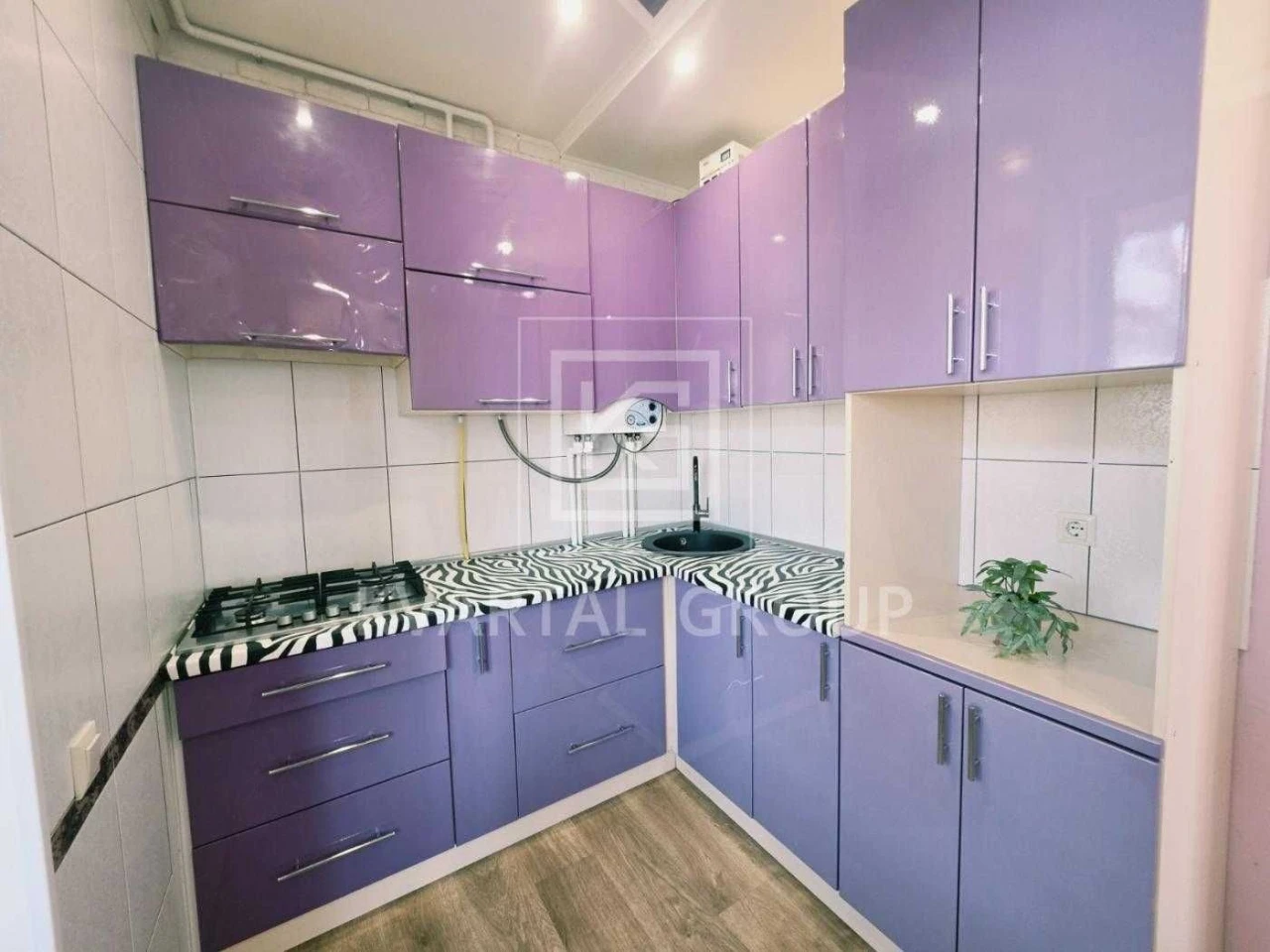 Apartment for Sale: 1-bedroom, 34 sq m in a populated residential complex