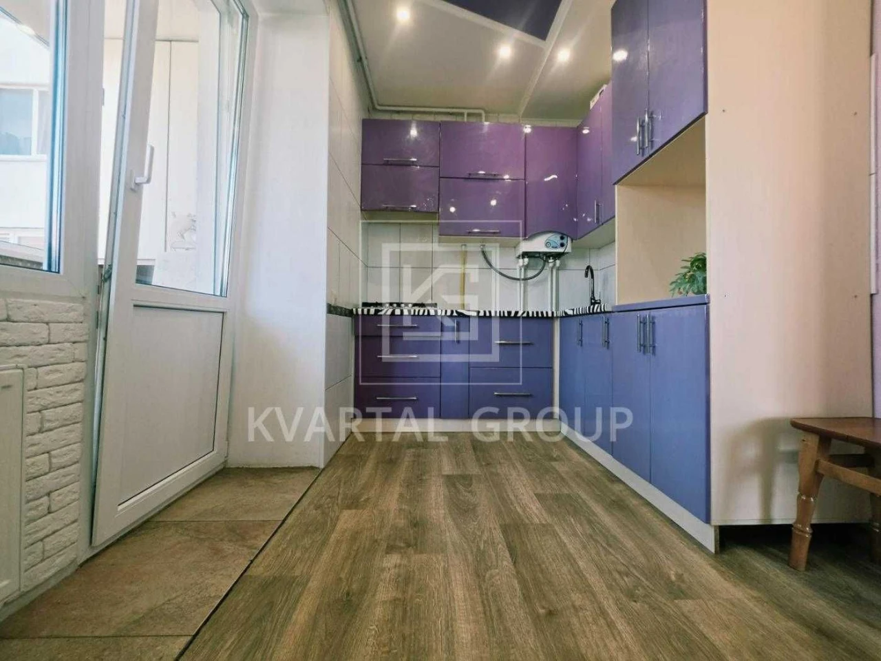 Apartment for Sale: 1-bedroom, 34 sq m in a populated residential complex