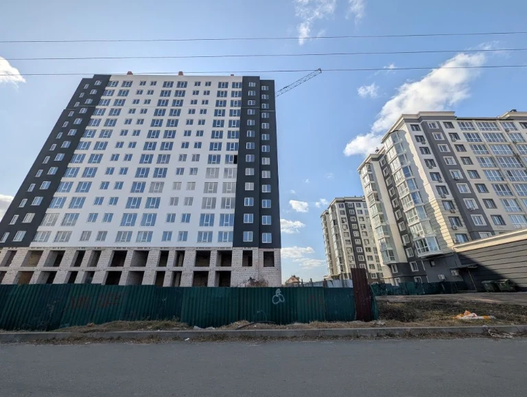 For Sale: 2-bedroom apartment 59 sq m in the Kontinent residential complex! With a private terrace)