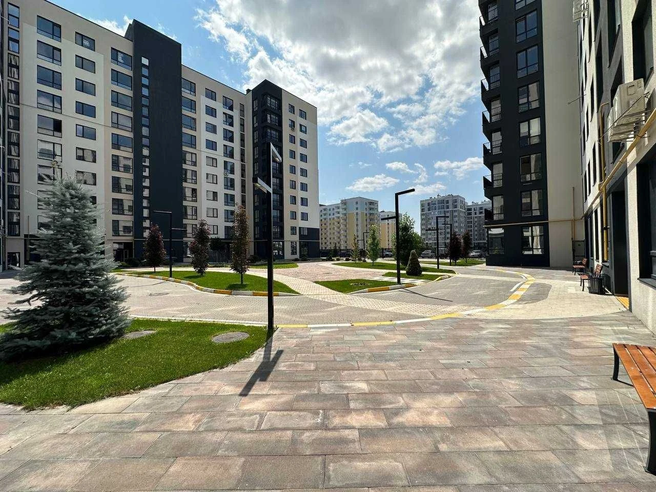Прекрасная 2-комнатная квартира 78 м² в готовом доме (Буча), газовый котел