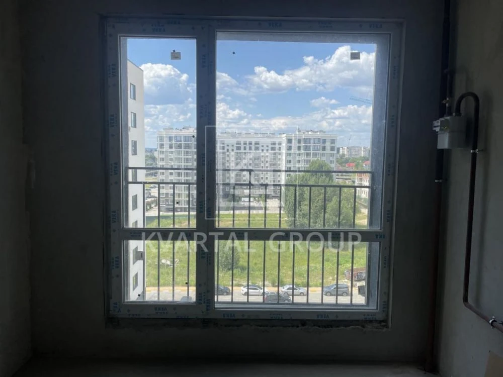 No commission! 1-bedroom apartment + storage room, maximum area