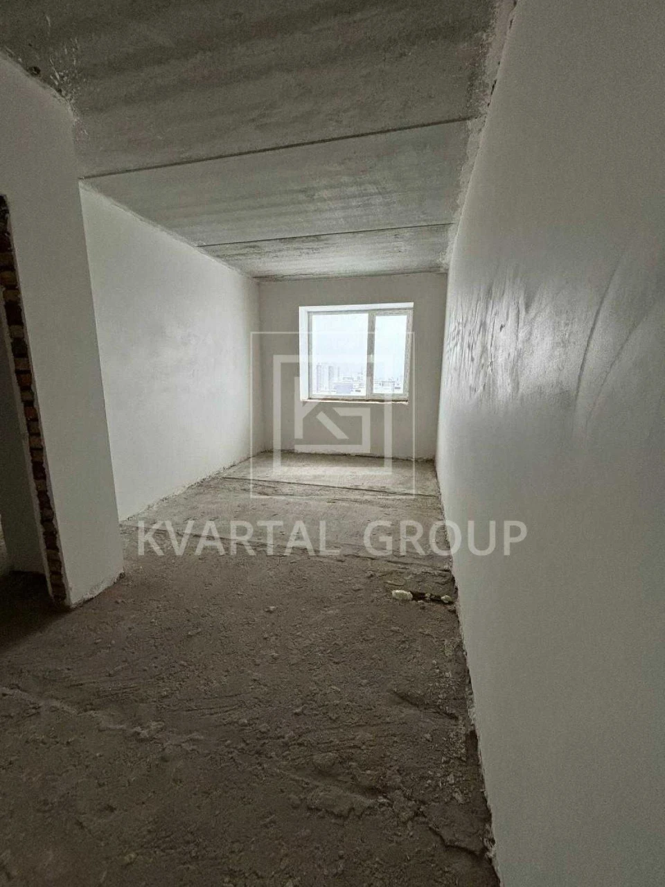 Sale of a 1-bedroom apartment near Warsaw Market. ЄОселя