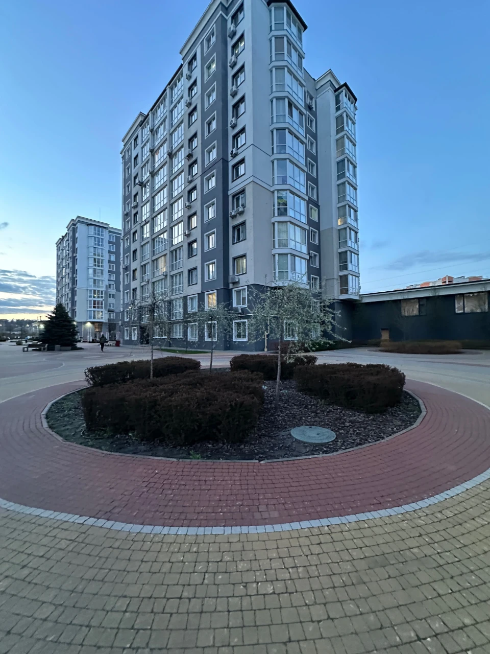 Продаж однокімнайної квартири з частковим ремонтом. Оф 2% Га
