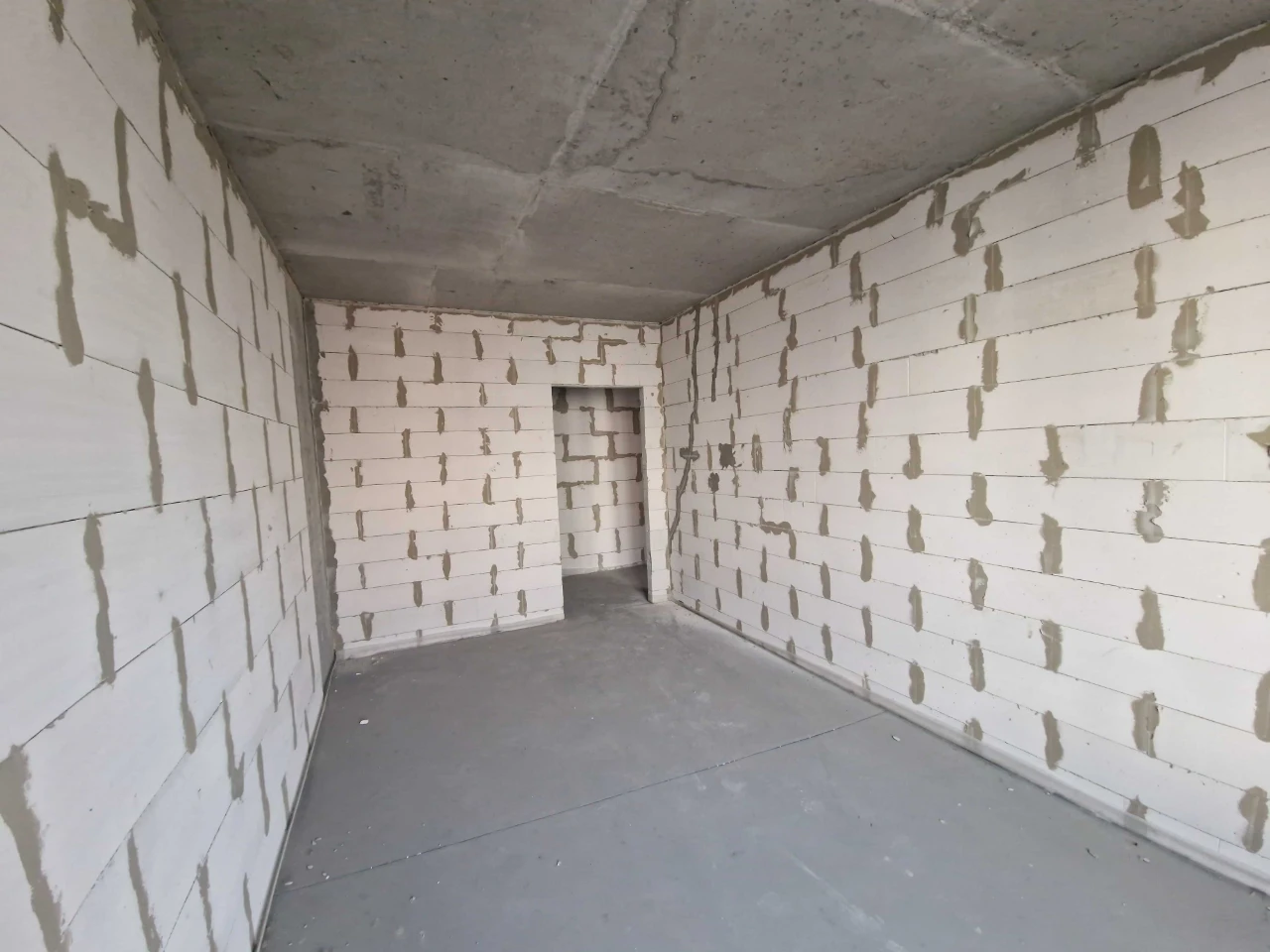 1-bedroom apartment 37.6 m² New Bucha. Good location. yeOsela