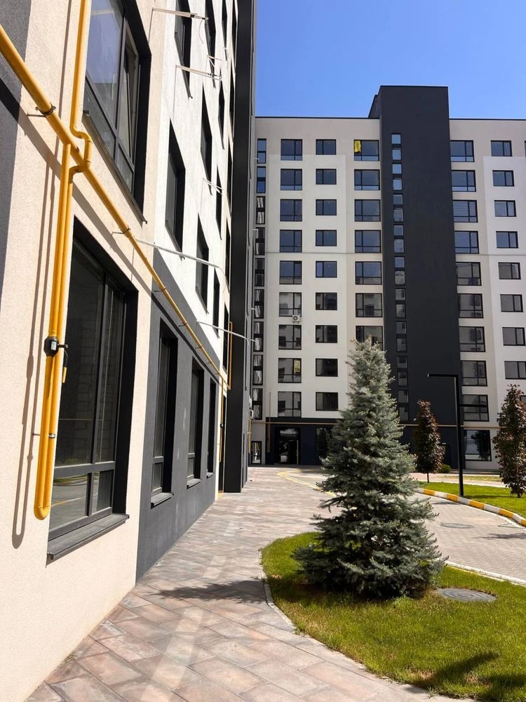 Простора 2-кімнатна квартира в ЖК «Континент Рей», Буча