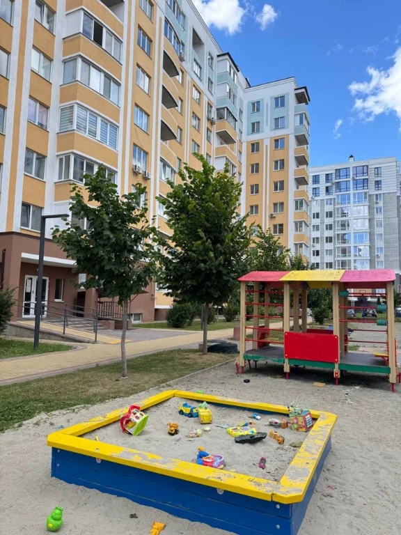 Двокімнатна квартира 66 м2, в готовому будинку з мінімальним