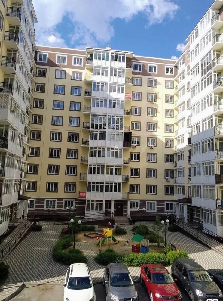 Кампа 46 м2 з газом, парк через забор, маршрутка під будинко