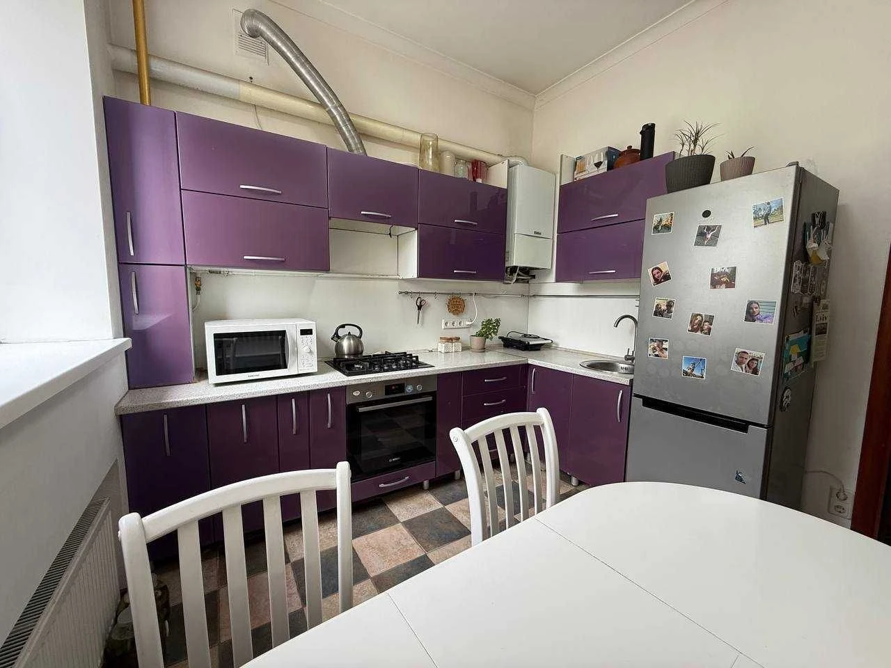 Two-room apartment near the park, Zakhisnykiv України Street, Bucha