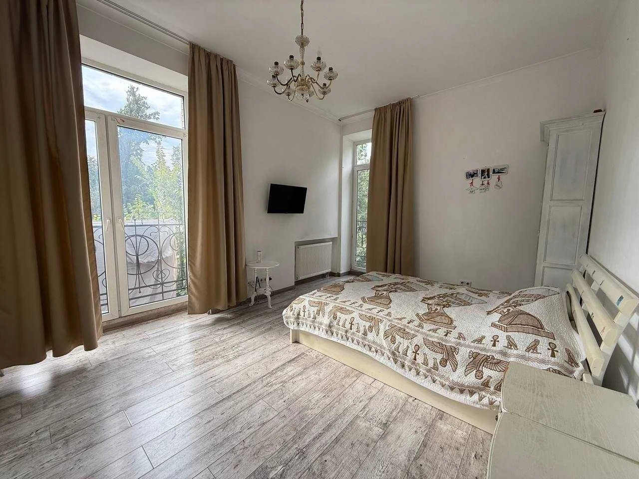Two-room apartment near the park, Zakhisnykiv України Street, Bucha