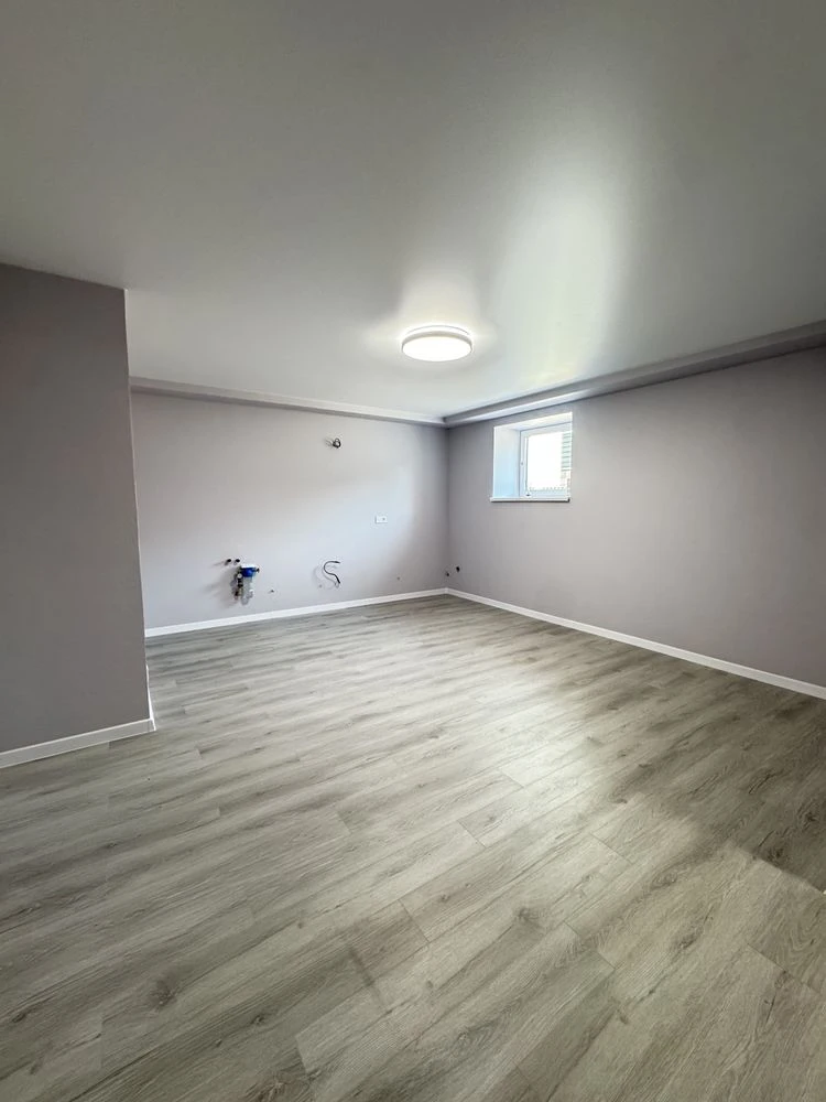 Best price!! No equivalents! CHEAPEST 1-bedroom apartment with NEW renovation!