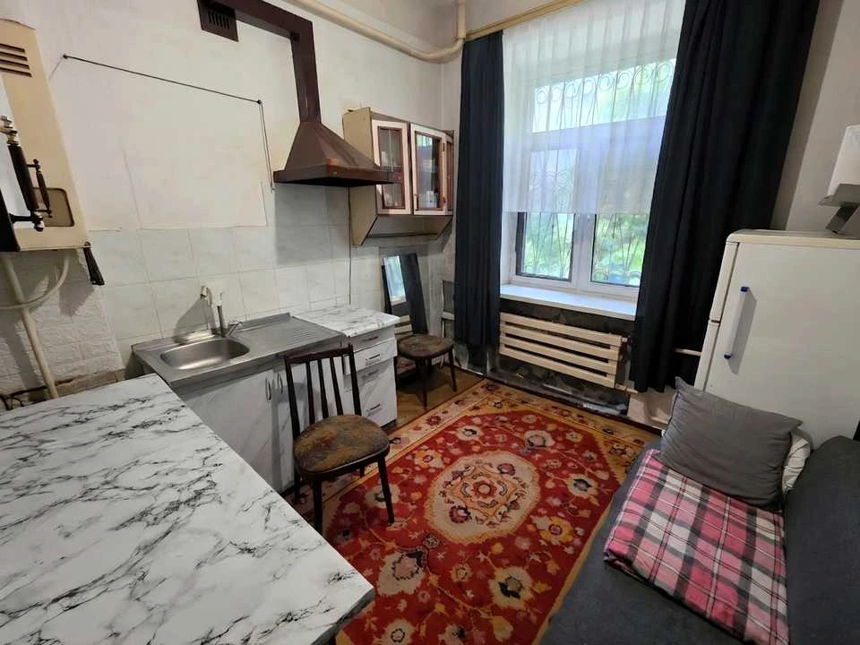 Apartment. Dnipro, Bohdana Khmelnytskyi Ave. (Heroes of Steel