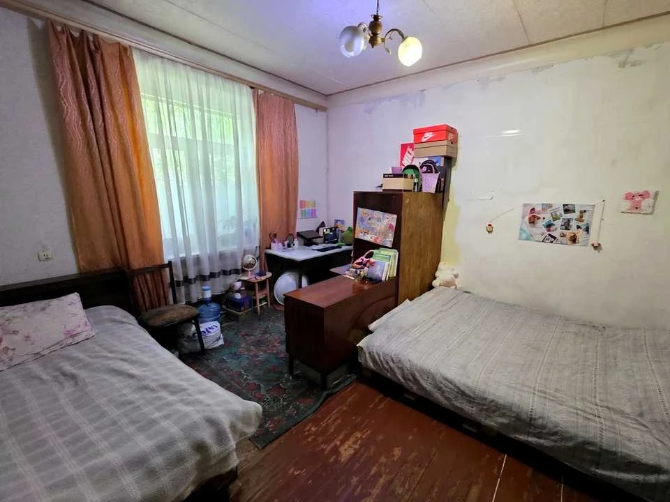 Apartment. Dnipro, Bohdana Khmelnytskyi Ave. (Heroes of Steel