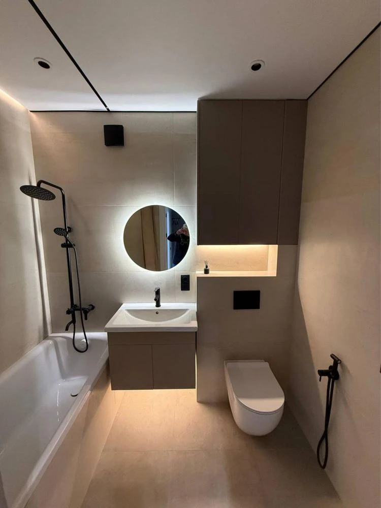 Apartment with new custom renovation