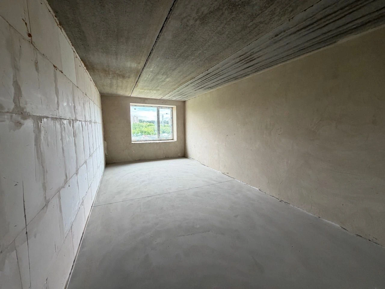 Sale of a 3-room apartment 107m2. Residential complex Continent Ray, city B