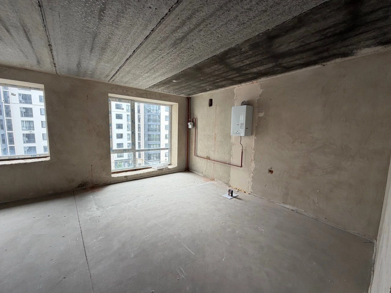 Sale of a 3-room apartment 107m2. Residential complex Continent Ray, city B