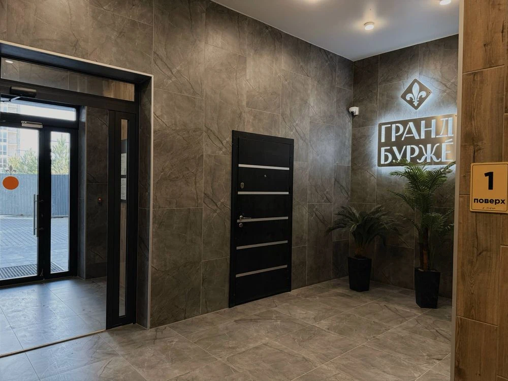 FINANCING TERMS for a 3-room apartment in 89440, initial payment 20000, remaining amount