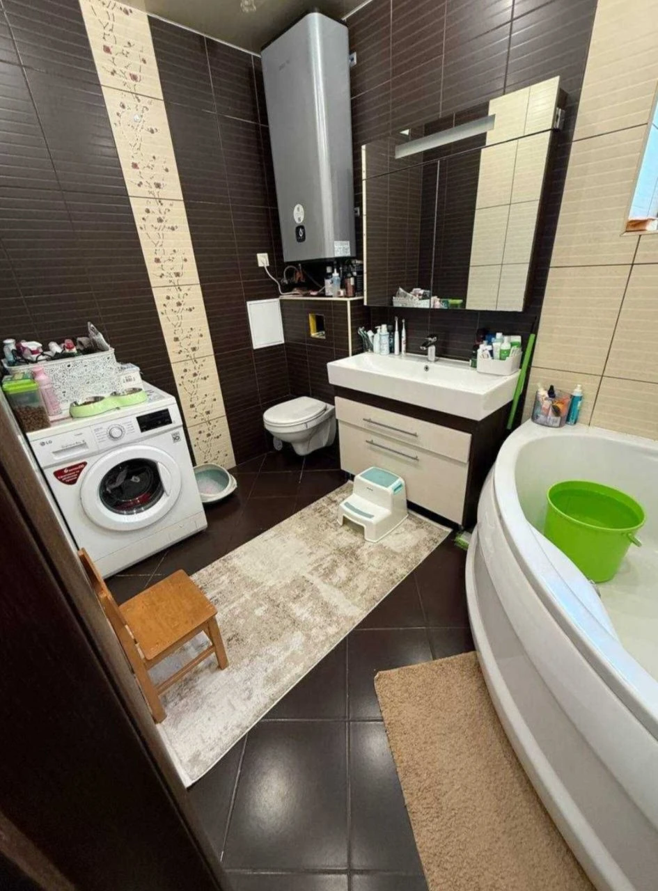 2-room apartment 60 m² in the very CENTER of Bucha! Building from Kyivmskbud
