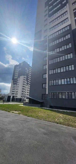 For sale: 2-room apartment 66 sq. m in the new building of the OASIS MV residential complex.