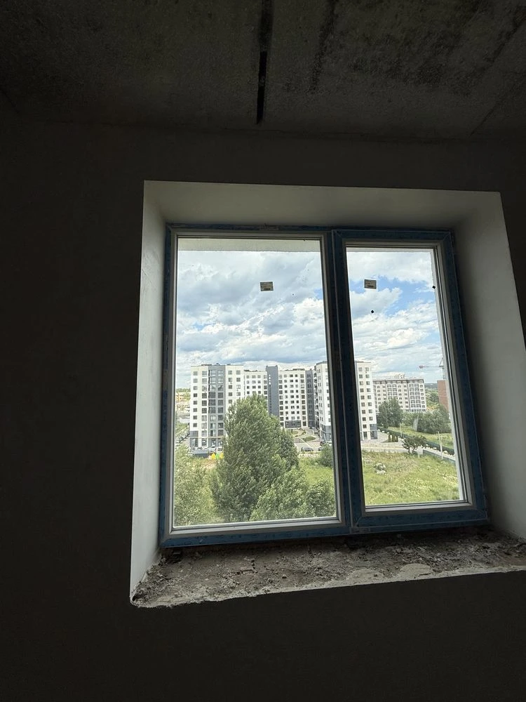 Продается однокомнатная квартира в жилом доме рядом со школой