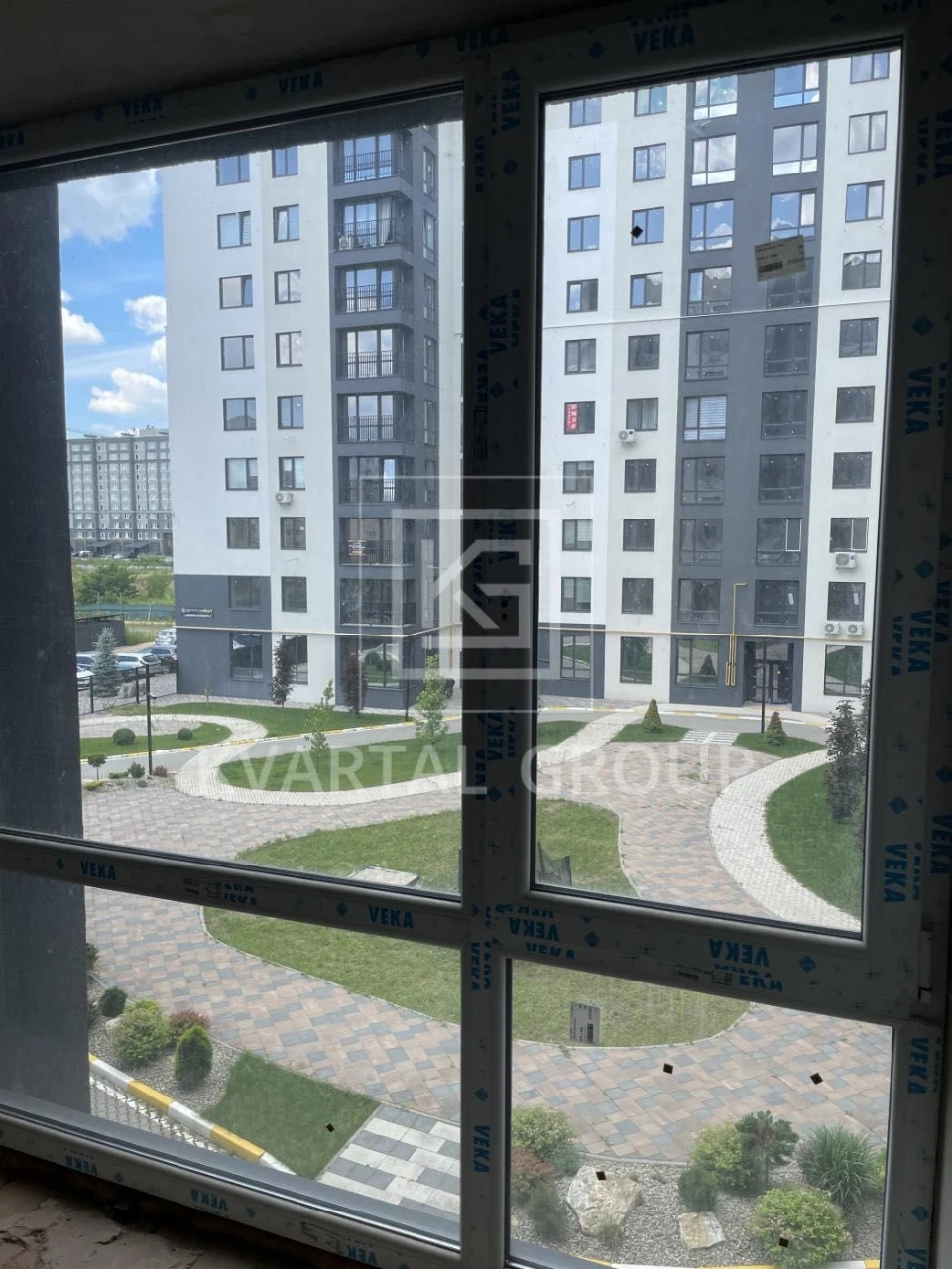 Apartment for Sale: 2-bedroom apartment in Bucha! GAS! MIDDLE FLOOR! Excellent