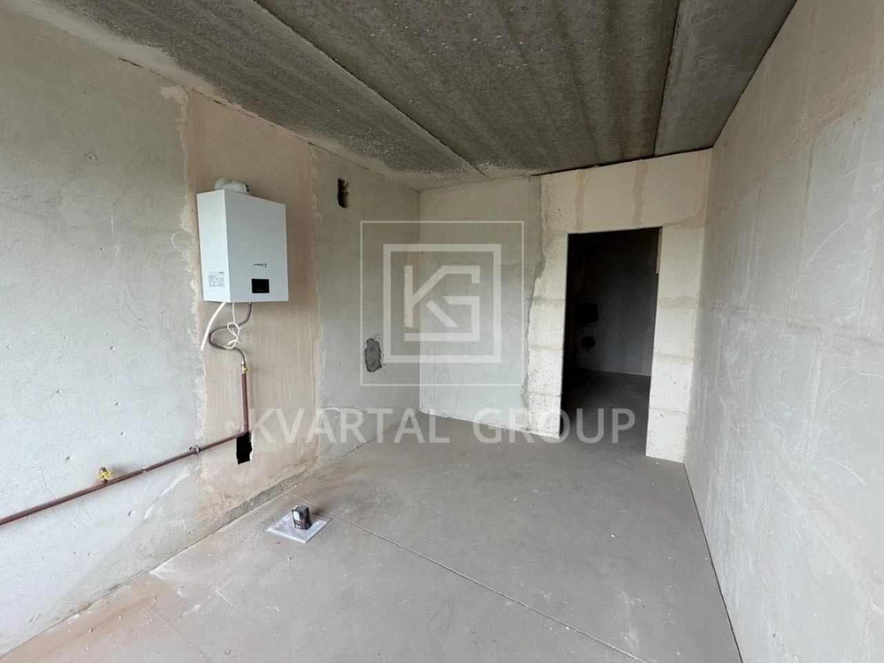For Sale: Spacious 1-bedroom apartment with basic finishing! Minimal renovation!