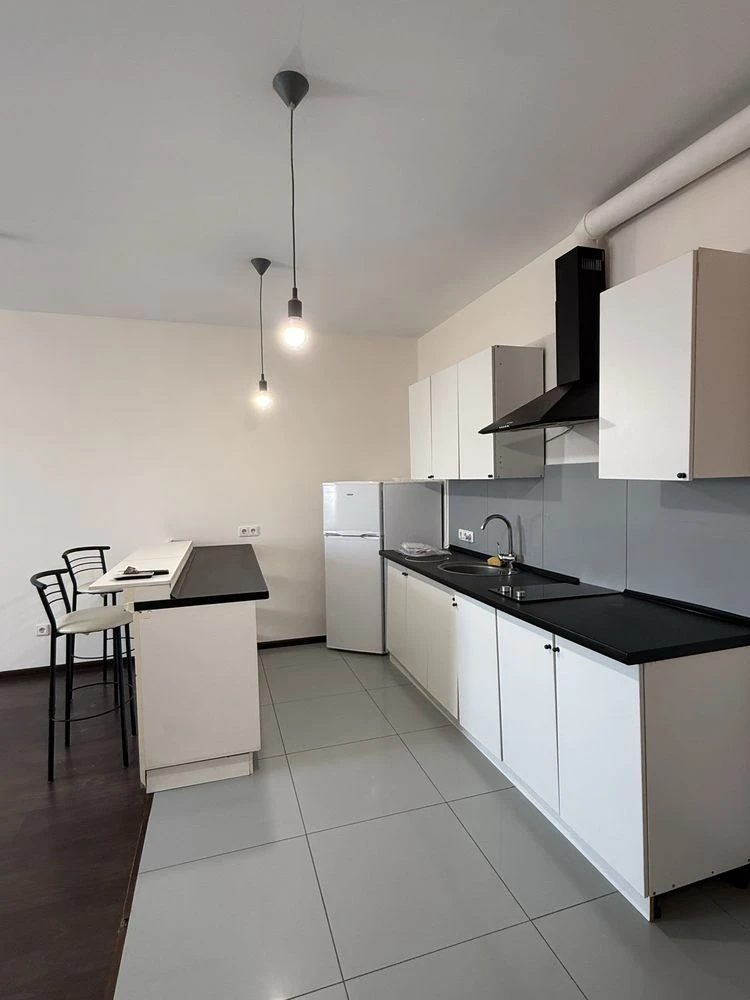 For Sale! Spacious 1-bedroom apartment, Bucha, Chkalova, Kachinsky