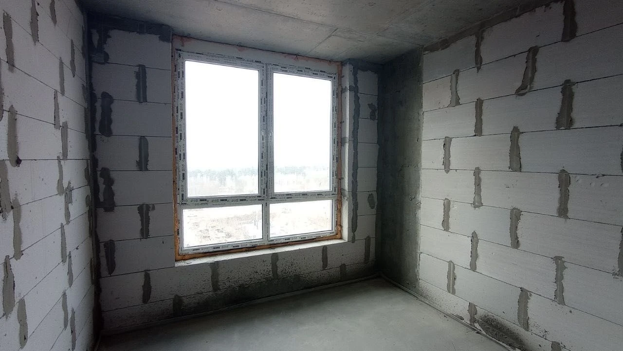 BEST PRICE! One-bedroom apartment for sale in a completed building.