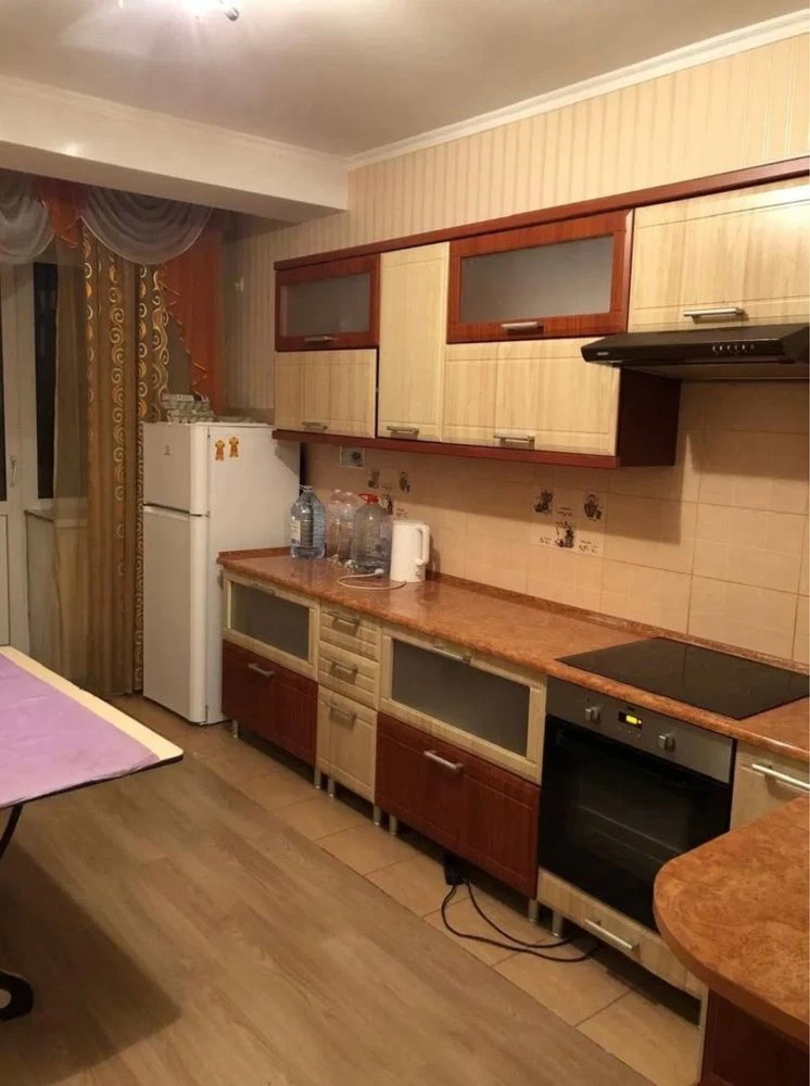 Срочно! Продам 1-комнатную квартиру 45 м2 в центре Бучи, Ваучер, Серт