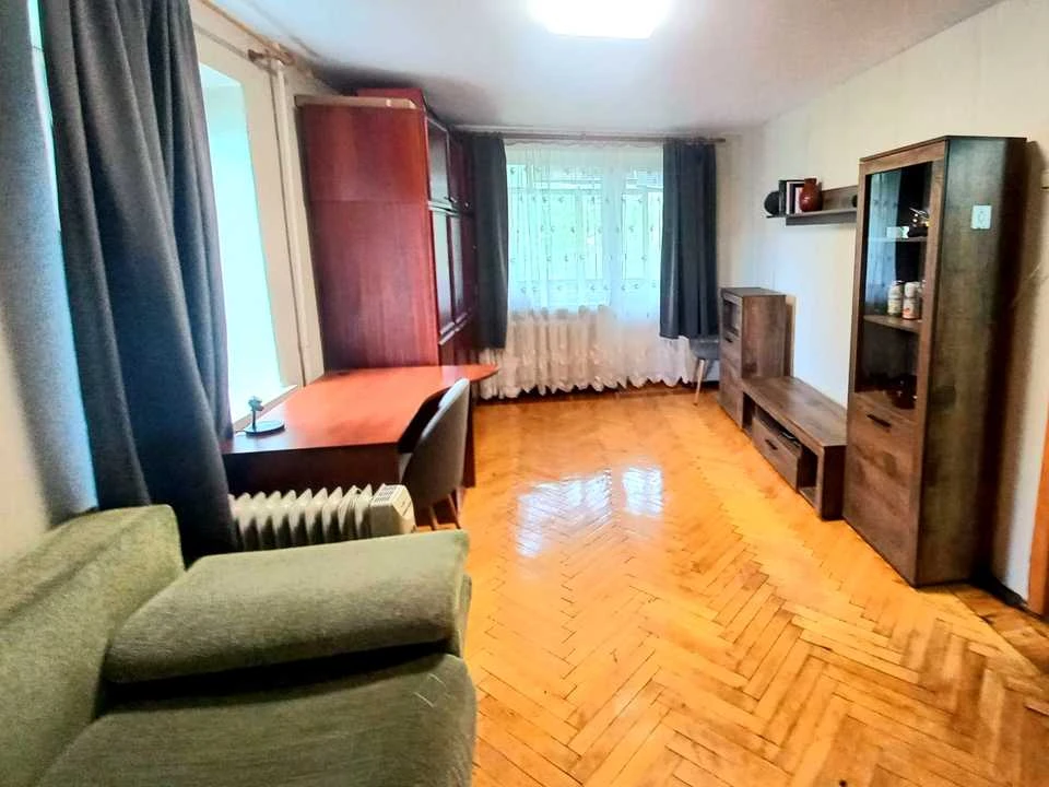 Apartment. Kharkiv, Nauky Ave. (Lenina)