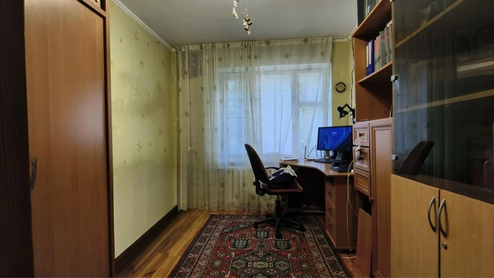 Three-bedroom apartment renovated