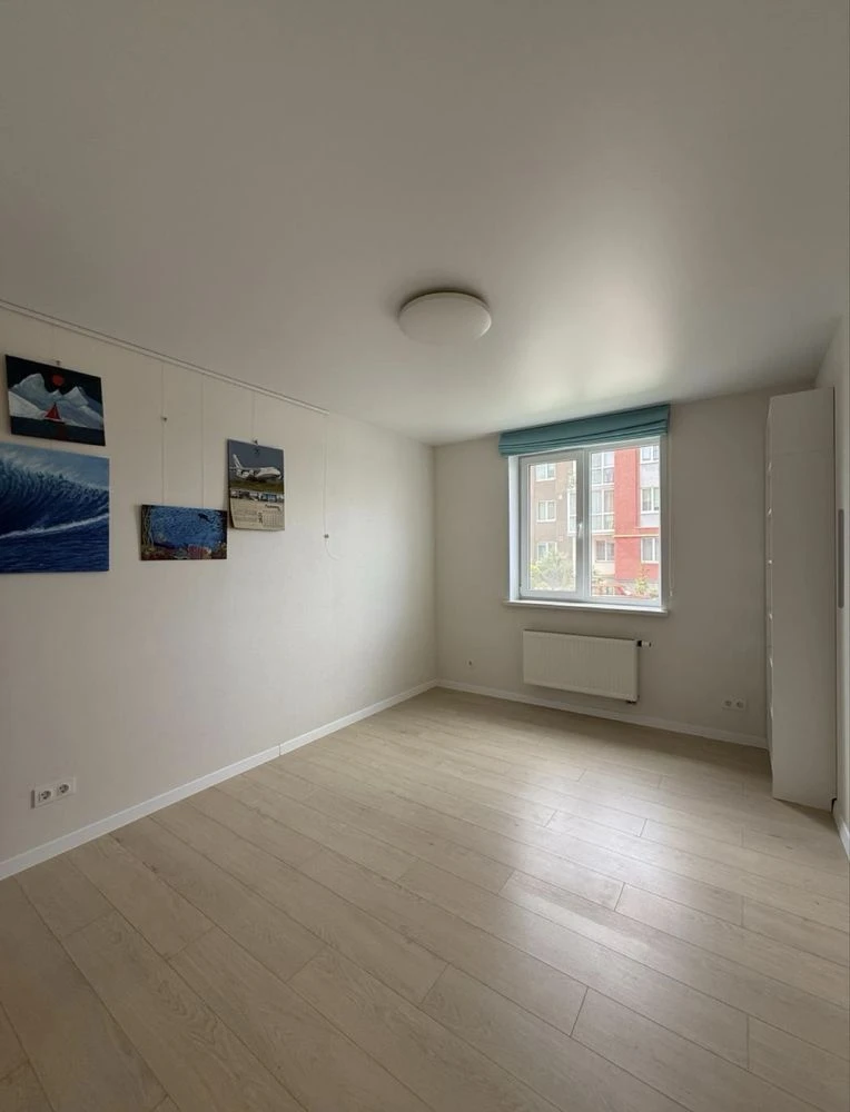 Продається 2-кімнатна квартира в Новій Бучі, 60 м², без комісії