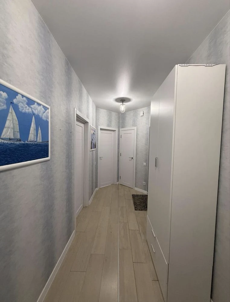 Продається 2-кімнатна квартира в Новій Бучі, 60 м², без комісії