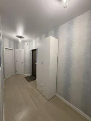 Продається 2-кімнатна квартира в Новій Бучі, 60 м², без комісії