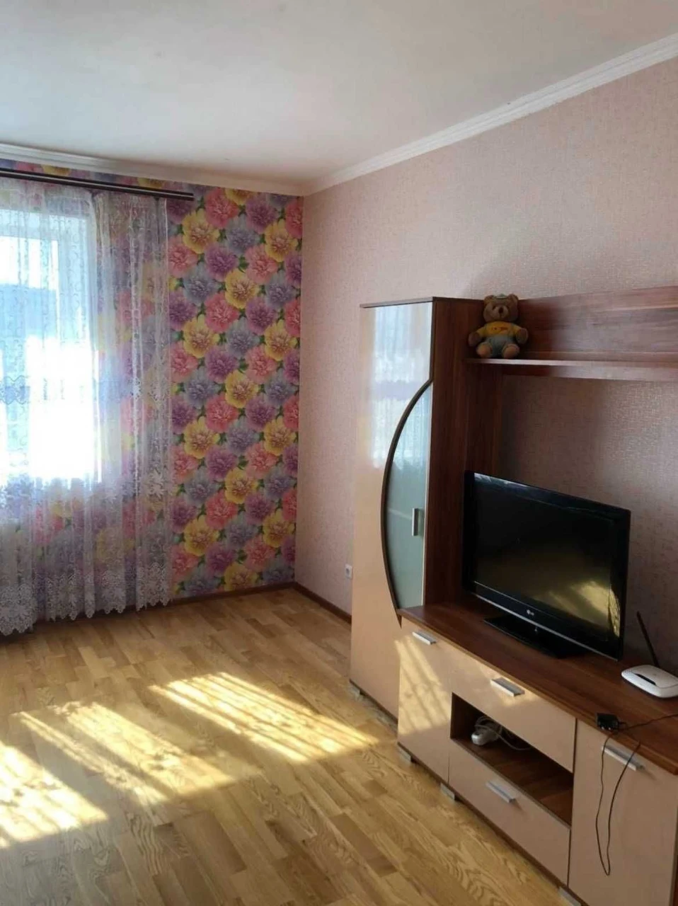 Квартира з ремонтом в центрі Бучі. Мінімальне оформлення